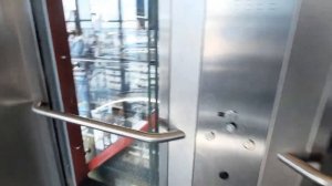 Лифт Kone monospace kss600 на выходе на посадку в аэропорту Шереметьево