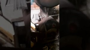 ДЫМИТ БУРЖУЙКА. ПО ЧЕМУ????