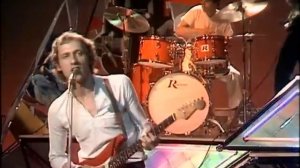 Dire Straits - Sultans Of Swing (Official Music Video)