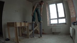 Жестокий аттракцион. Очень страшно! Строительные ходули своими руками. DIY