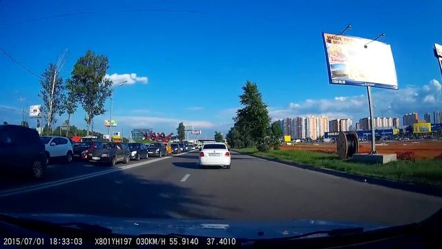 Полная луна, оборотни прыгают на встречку смотреть онлайн