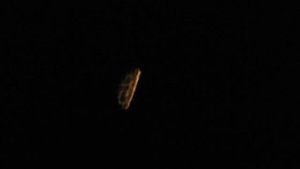 UFO//НЛО висело в небе,меняло форму,что то не понятное,вид из самолета**за бортом минус 68