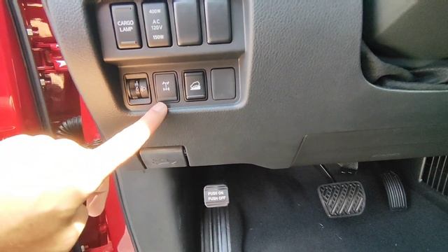 2023 Nissan Titan Pro-4X Red Alert смотреть онлайн