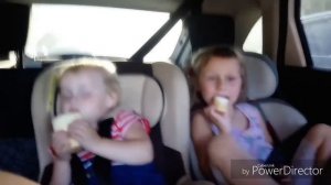 Ребёнок засыпает в авто