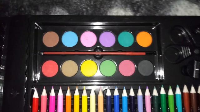 150 Piece Art Set Review смотреть онлайн