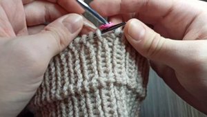 Аккуратная двойная фиксированная горловина спицами МК по вязанию