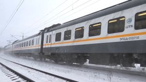 ЭП2Д-0137 сообщением Волоколамск - Москва (Рижский вокзал)