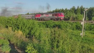 Поезда на станции Кочетовка.