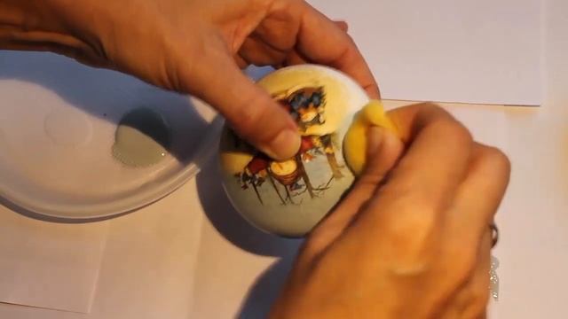 Вживление картинки на медальон. Ольга Жебчук