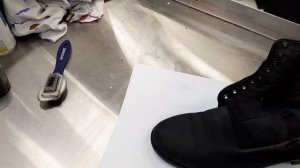 Восстановить жированный нубук.