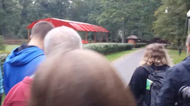 Молодша сестра Баби Яги Каргота зустрічає гостей смотреть онлайн