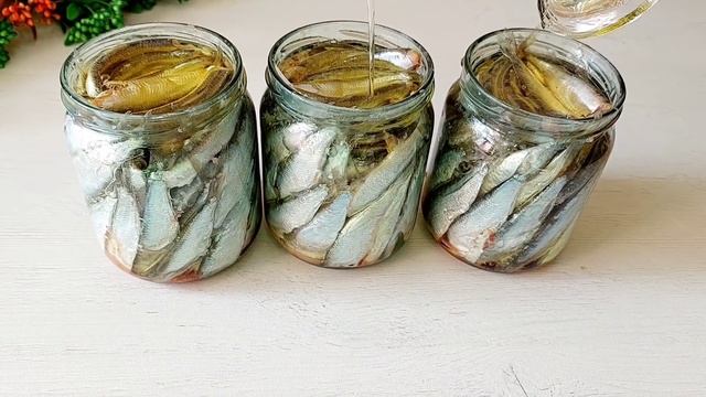 Как ХРАНИТЬ РЫБУ БЕЗ ХОЛОДИЛЬНИКА!! 12 месяцев хранения без порчи- тушенка из #РЫБЫ БЕЗ АВТОКЛАВА смотреть онлайн