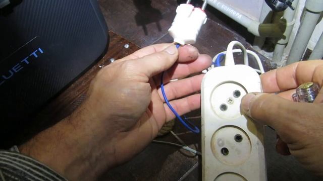 BLUETTI зарядна станція. Аккумуляторы. Обо всём понемногу смотреть онлайн