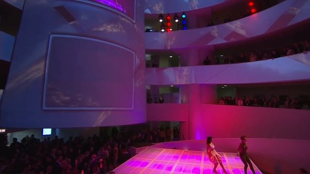 Seaweed: LXD - excerpt from YouTube Play at the Guggenheim смотреть онлайн