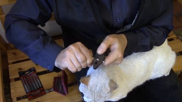 струбцина зажим из сломанных плоскогубцев смотреть онлайн