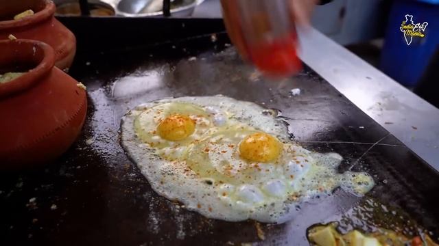 Впервые в Джаландхаре Готовлю омлет с сыром Матка в King Omelette l Jalandhar Street Food
