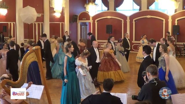 Зимний бал 2021 КД Дыра в стене смотреть онлайн