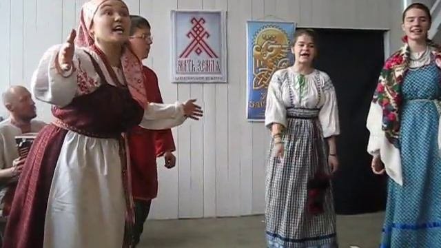 На ярмарке ремесел.Матаня.