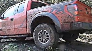 ¡Así se maltrata una Ford Raptor!