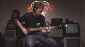 Gibson Les Paul Studio VS Les Paul Standard! 2022 Comparison!