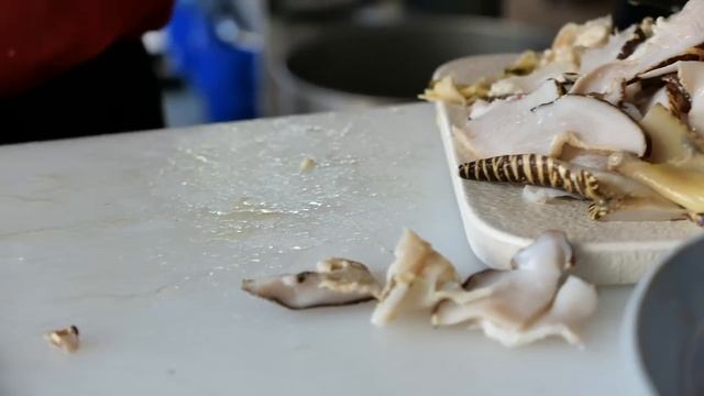 Vietnamese Street Food   MONSTER SEA SNAIL Quy Nhon Seafood Vietnam