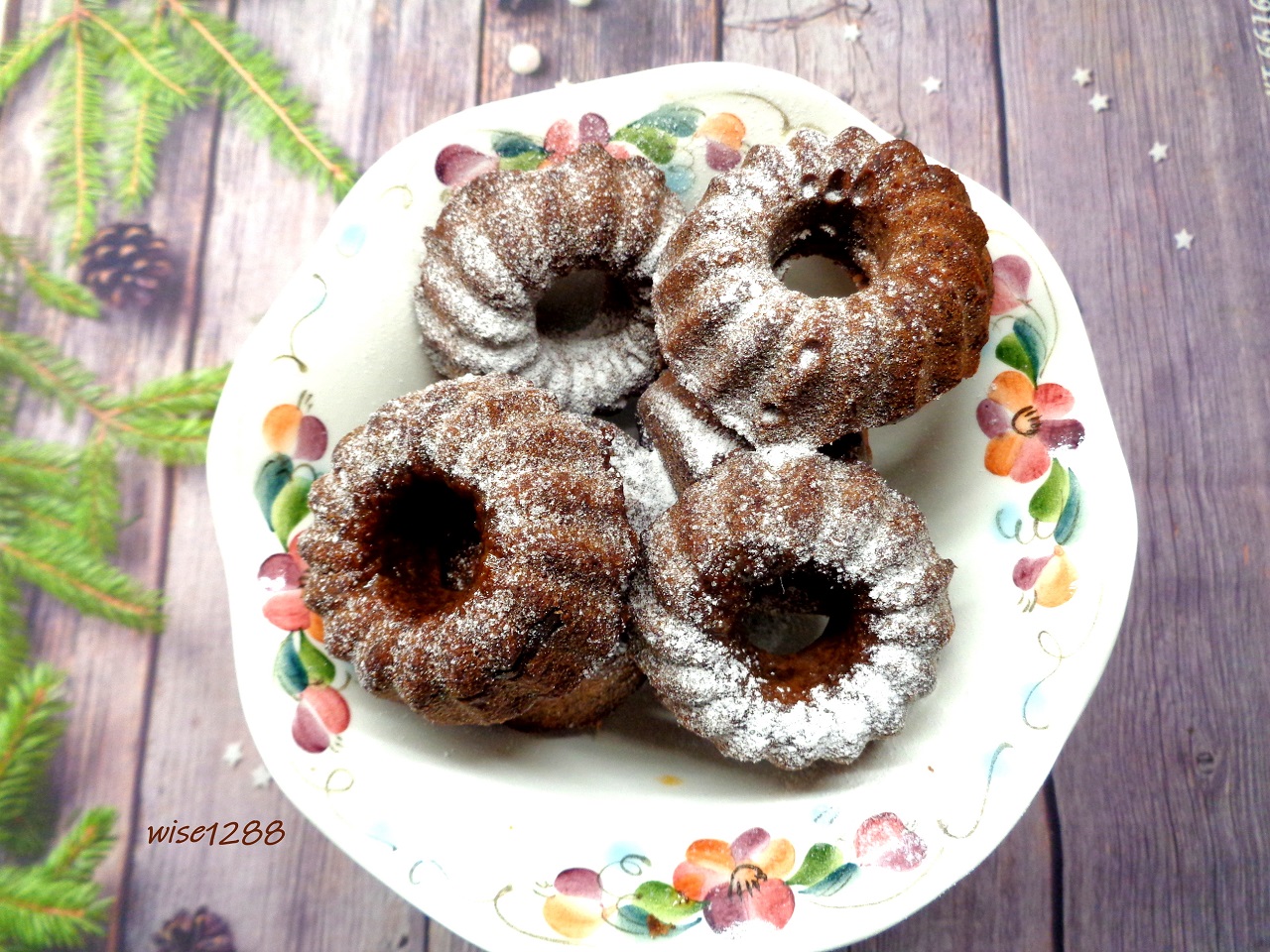 Кексы шоколадные на дрожжах. Воздушные с ярким и насыщенным вкусом шоколада.