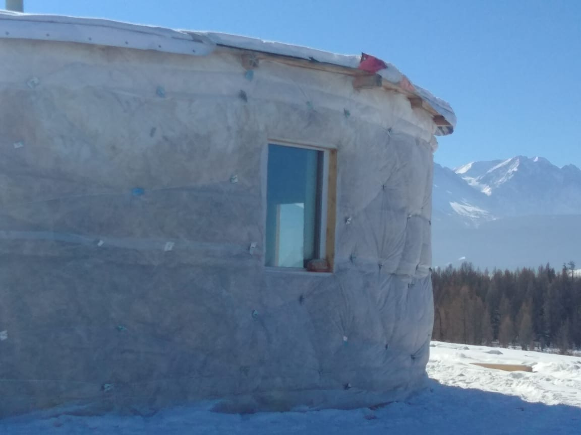 Поездка в апреле в дом в Курайской степи. Часть 2/4. Дорогами степи к круглому домику.