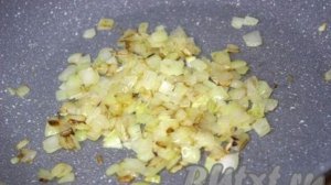 Салат с консервированной горбушей и плавленным сыром