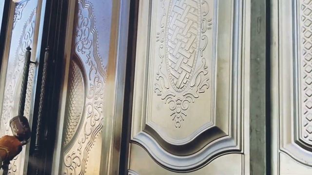 Дарбаза краскалоо . Ворота красить ноокат . Дарвоза краска киламиз (часть 2) смотреть онлайн