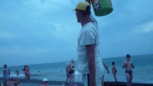 Лазаревское,продавец кукурузы.Сентябрь 2015.Прикольный чувак.