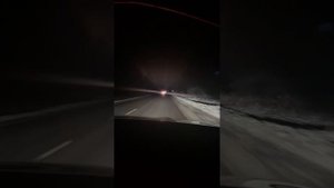 Работа лазерных фар (BMW Laser Light) на BMW X6 G06 ночью.