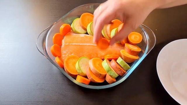 Праздничная Рыбка ? в Духовке. Fish in the oven. смотреть онлайн