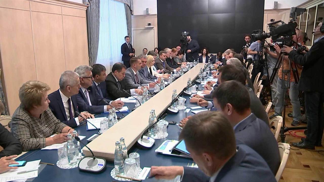 Рабочая группа Госдумы обсудит корректировки по из...ого законодательства после обращения президента