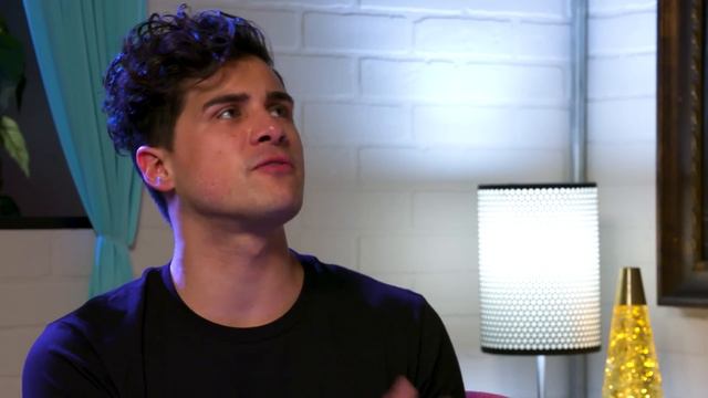 I spent a day with REAL WITCHES смотреть онлайн