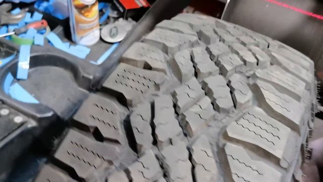 про дисбаланс возникающий при смене положения колеса на валу балансировочного стенда