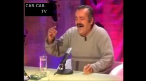 Мужчина рассказывает, как служил в армии и  смеется радуется - субтитры