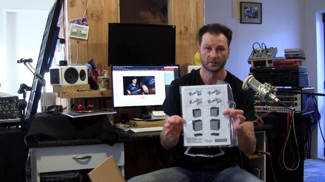 Fender Rumble 40 Unboxing смотреть онлайн