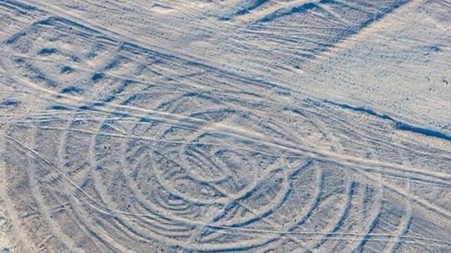 Монстры с квадратными головами. Шокирующая находка японских ученых на плато Наска смотреть онлайн