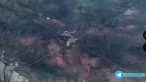 Российские танки штурмуют промзону Авдеевки. В бой идет несколько машин при поддержке мотопехоты.