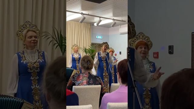 «На побывку едет…», хор «РУСЬ» п/у В.Булюкина смотреть онлайн