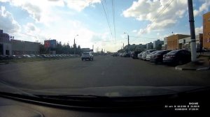 г.Тверь...Южный...голубь упал с верху