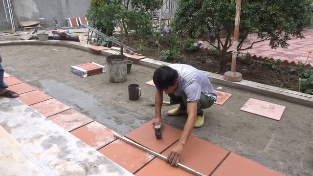 Amazing Construction Worker Tiles Ceramic You Need See - How To Build Tile A Yard Easy смотреть онлайн
