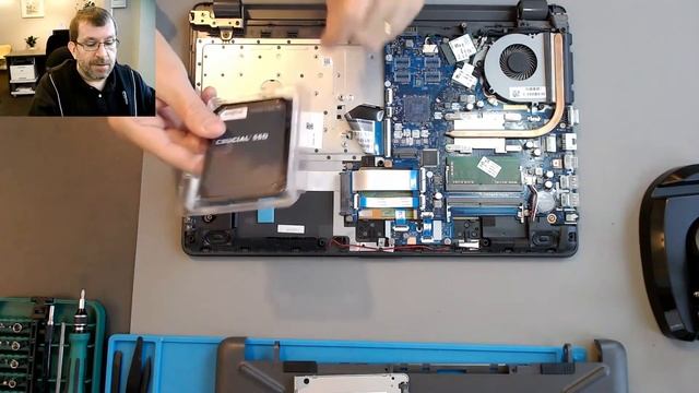 [6] HP TPN-C129 laptop - SSD upgrade смотреть онлайн