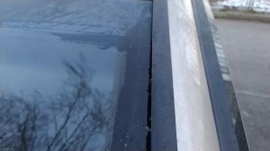 Стук бескаркасной щётки AVS о дефлектор лобового стекла Стрелка на Солярис дорестайл