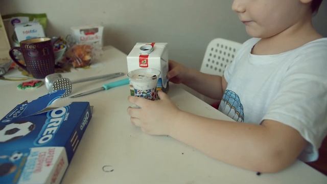 КАК СДЕЛАТЬ МОРОЖЕНОЕ ИЗ ПЕЧЕНЬЯ OREO смотреть онлайн