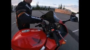 honda vfr800,первое впечатление ,знакомство с мотоциклом ,плюсы и минусы.особености модели