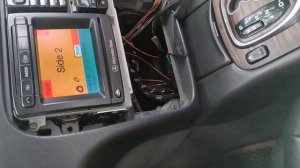 Установка Аукс. на касетник W220