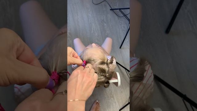 Летняя простая причёска смотреть онлайн