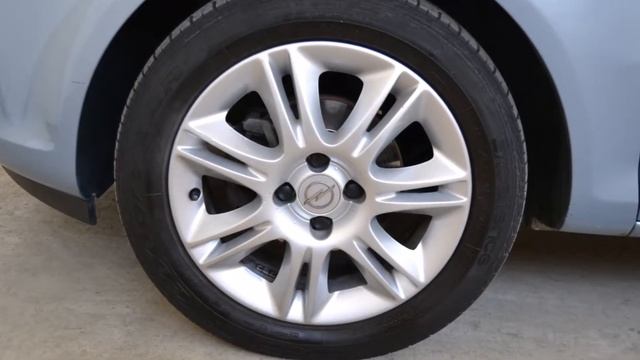 OPEL CORSA ENJOY 3 PORTE смотреть онлайн