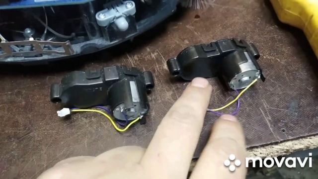 Polaris PVCR-0920 не вращается боковая щётка смотреть онлайн